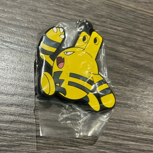 Elekid pokemon keychain - Picture 1 of 2